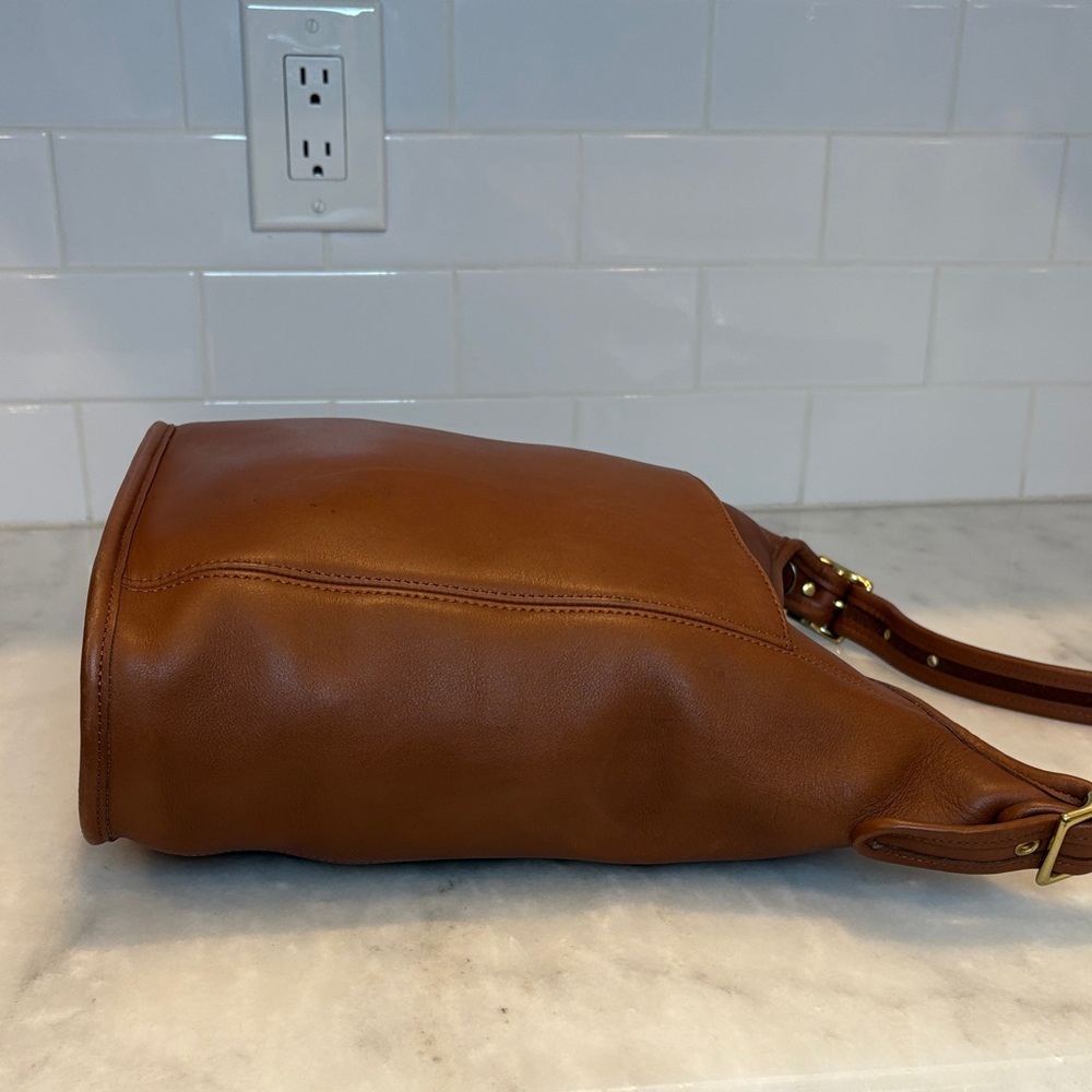 Coach Brown Leather Hobo Bag Vintage - Picture 6 of 16